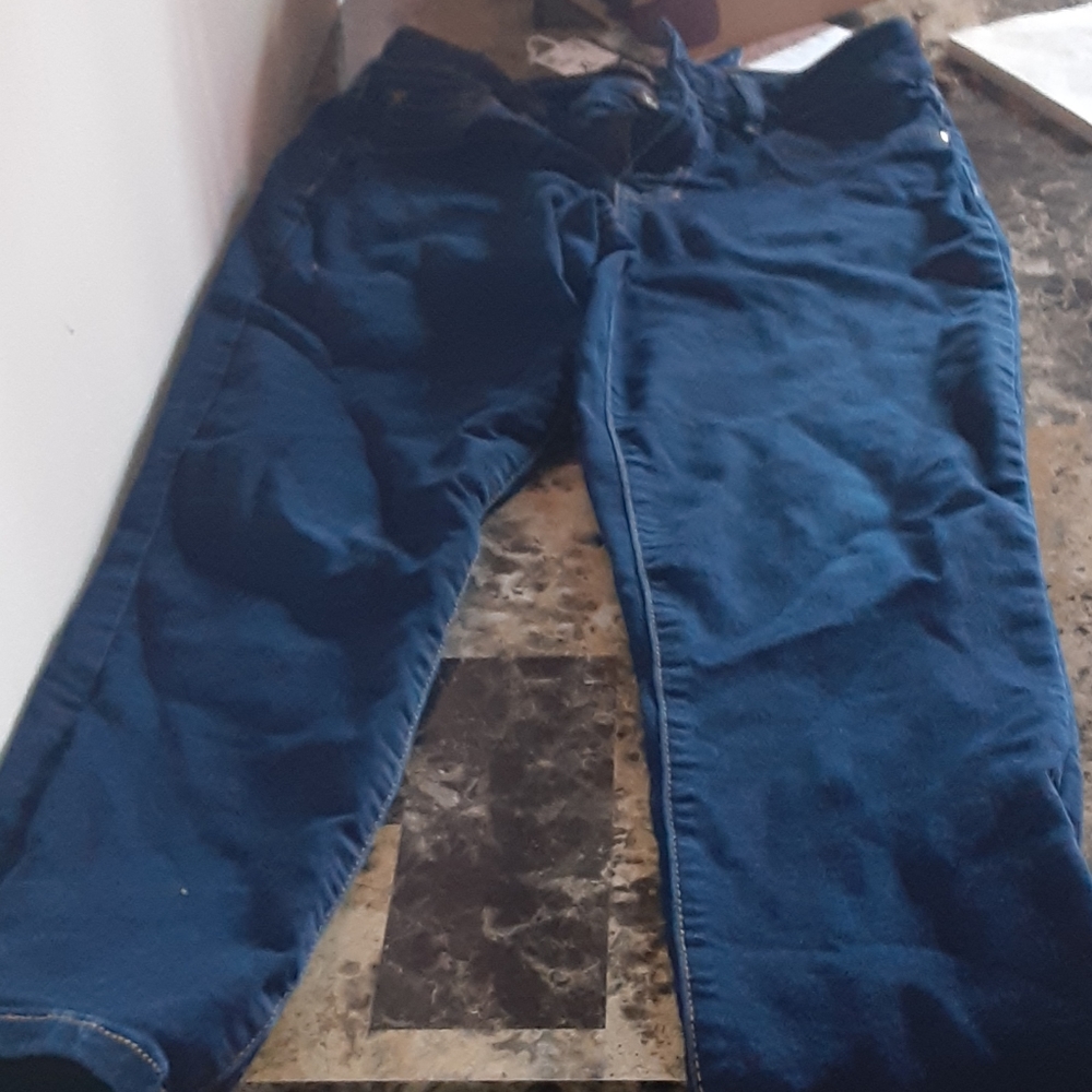 Ankle cut Jean's